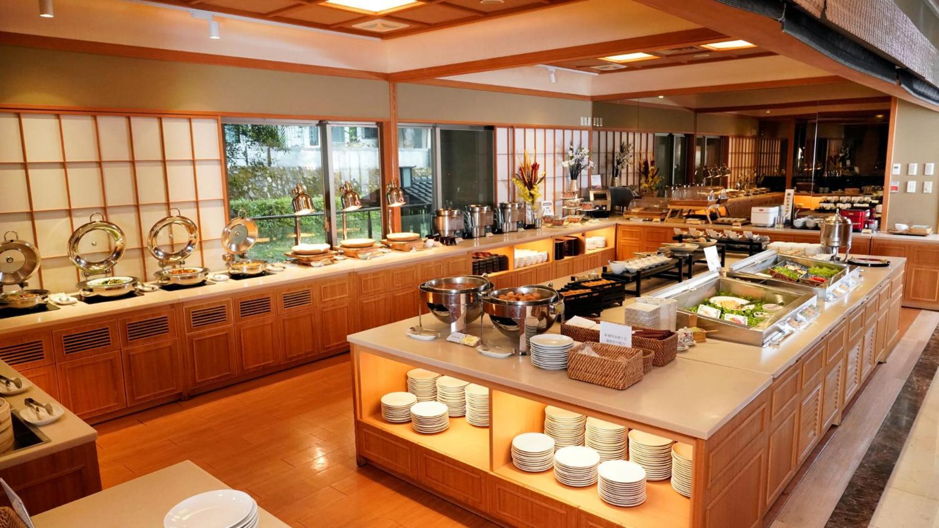 Radium Kagaya Taipei Hotel Bagian luar foto