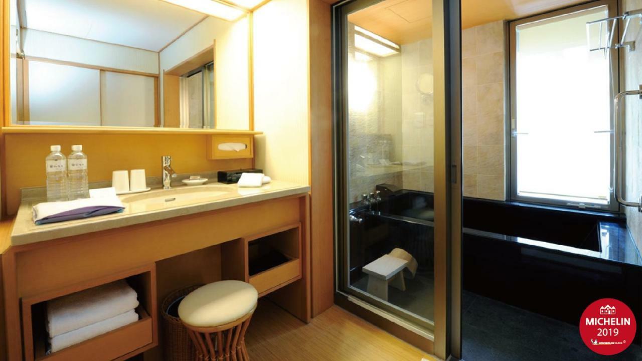 Radium Kagaya Taipei Hotel Bagian luar foto